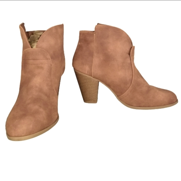 Qupid ankle boots. - Picture 1 of 10